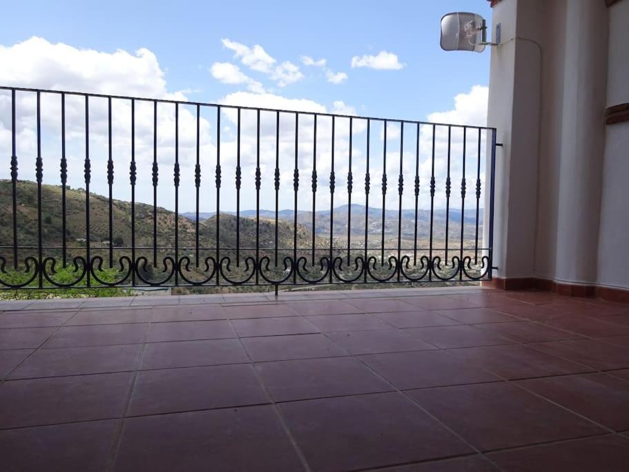 Apartamento La Fuente Alcaucín Екстериор снимка